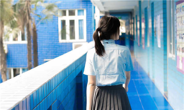 资中如何找到一个可以帮助我生孩子的女人？